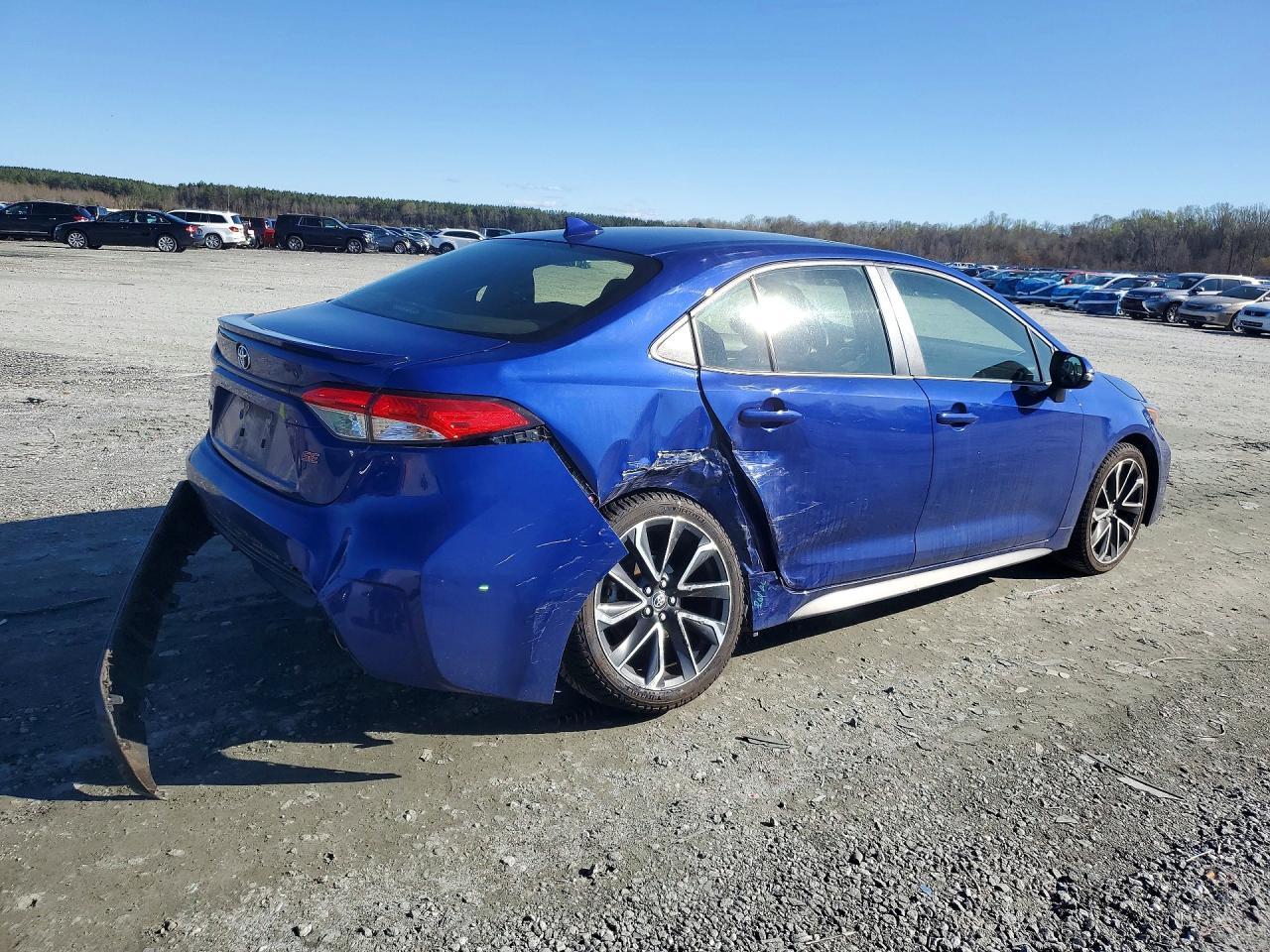 2022 Toyota Corolla Se - Image 3