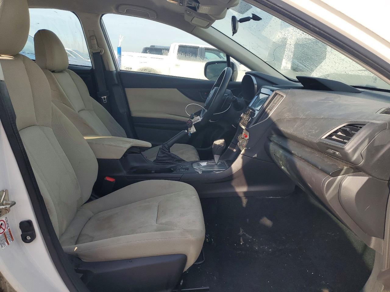 2017 Subaru Impreza Premium Plus - Фото 7