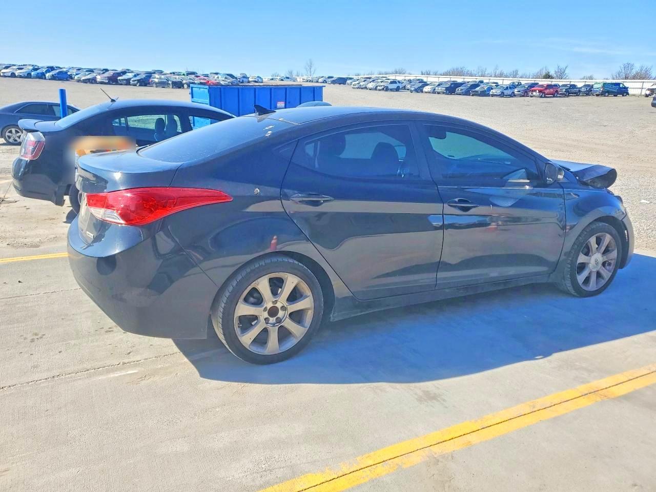 2012 Hyundai Elantra Limited - Image 3