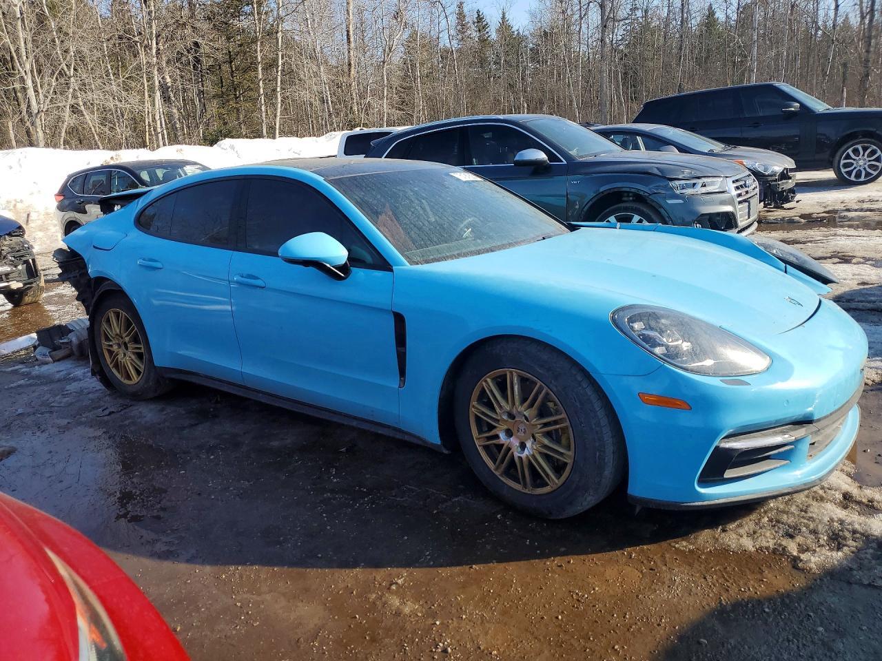 2018 Porsche Panamera 4 - Image 4