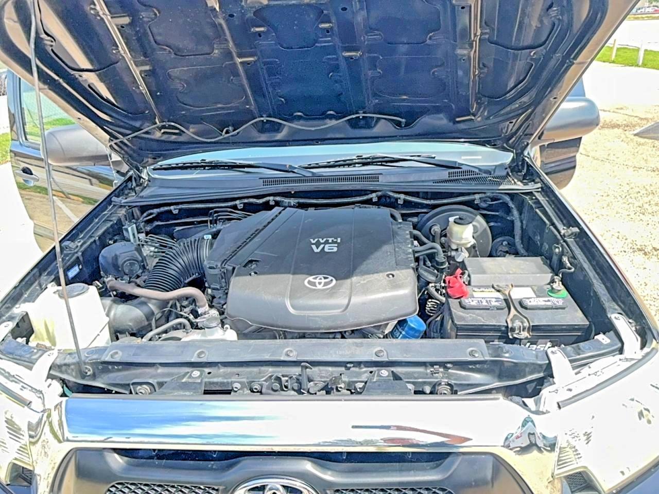 2014 Toyota Tacoma V6 - Фото 7