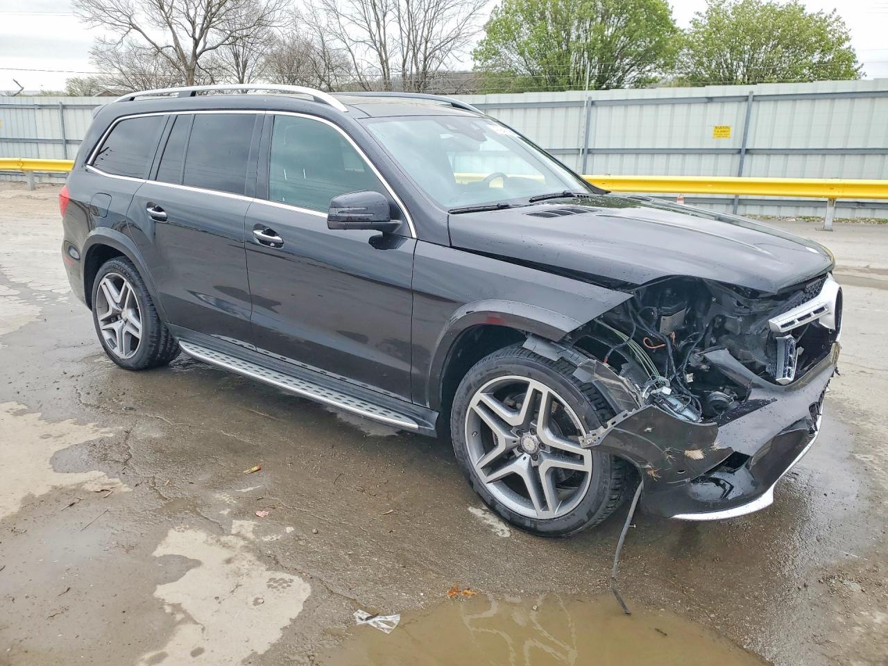 2017 Mercedes-Benz Gls 550 4Matic - Image 4