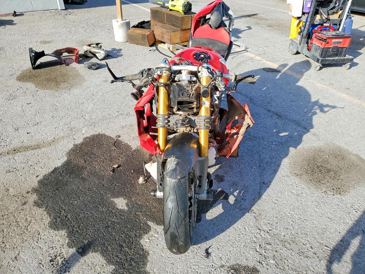 2024 Ducati Panigale V4S - Image 2