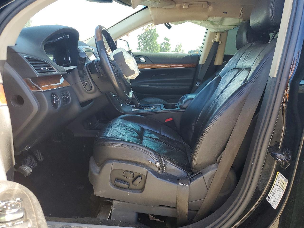 2016 Lincoln Mkt - Image 7