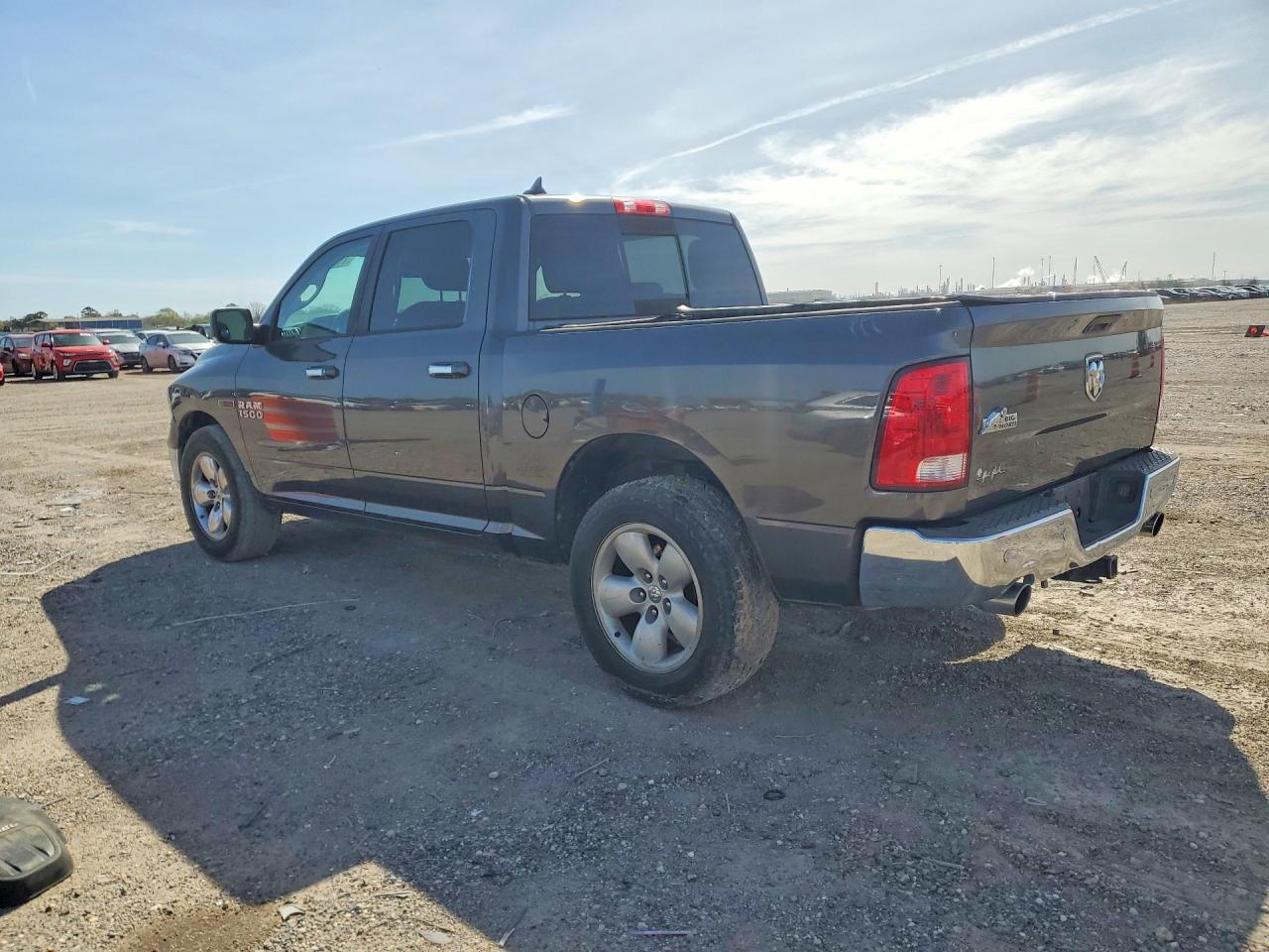 2015 Ram 1500 Slt - Фото 2