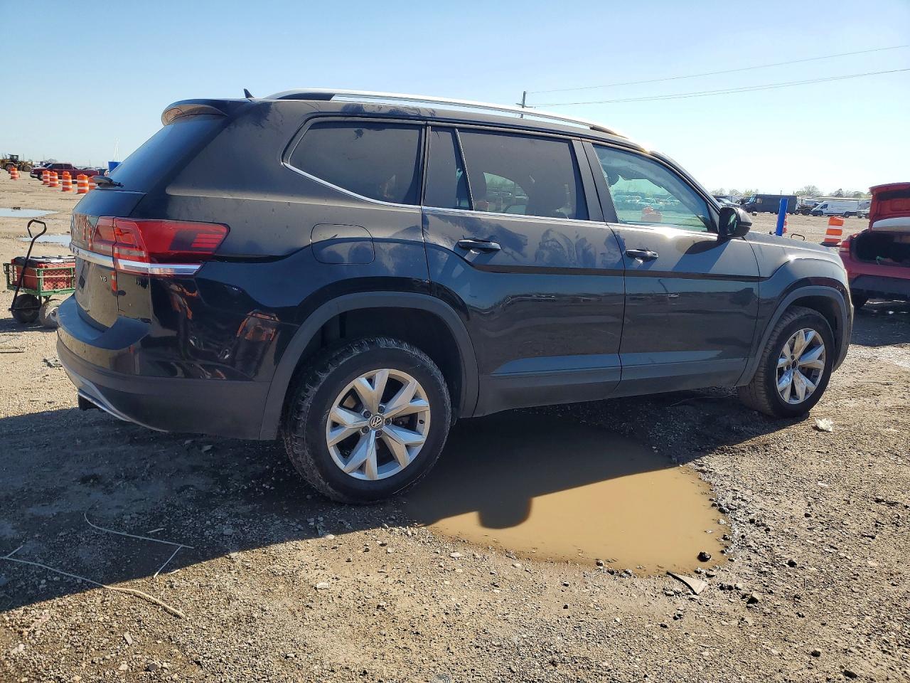 2018 Volkswagen Atlas Se - Фото 3