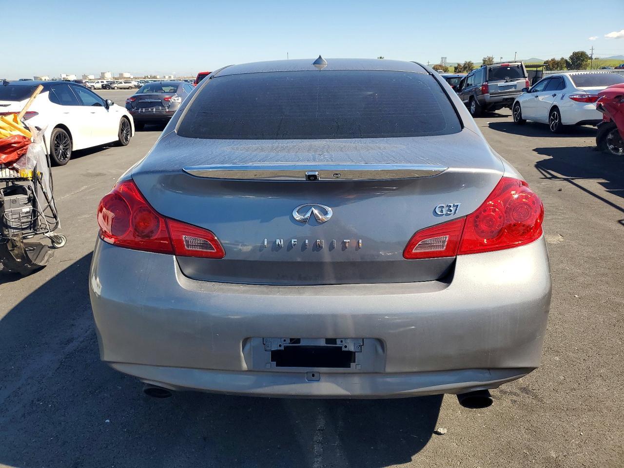 2012 Infiniti G25 Sedan Base - Фото 6