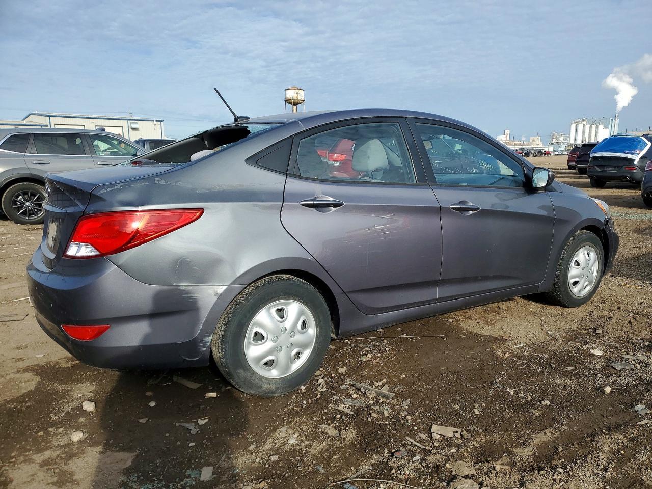 2015 Hyundai Accent Gls - Фото 3