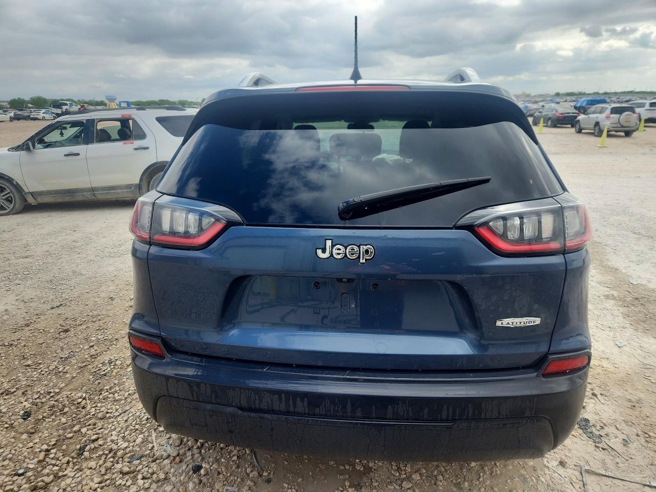 2019 Jeep Cherokee Latitude - Image 6