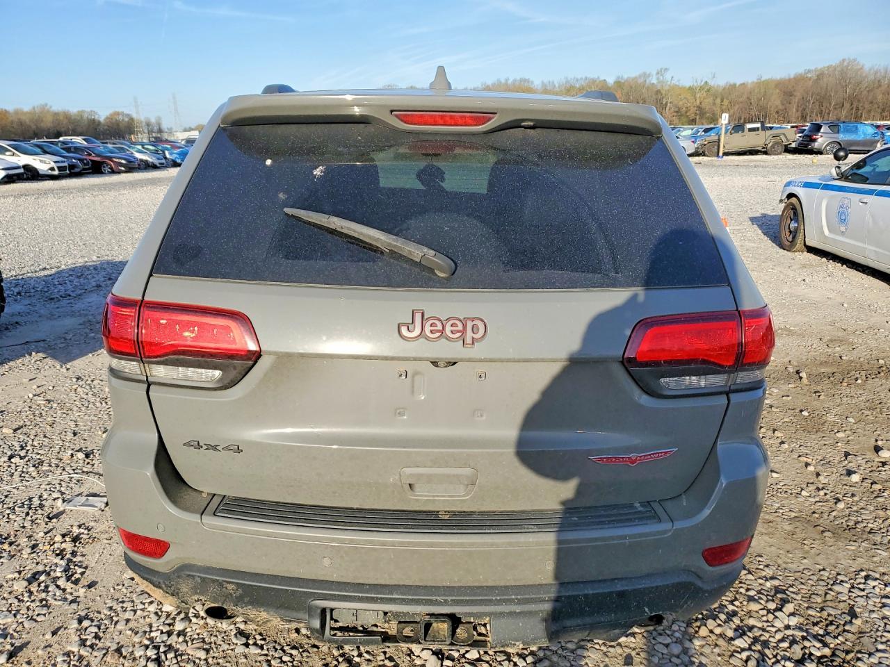 2020 Jeep Grand Cherokee - Image 6