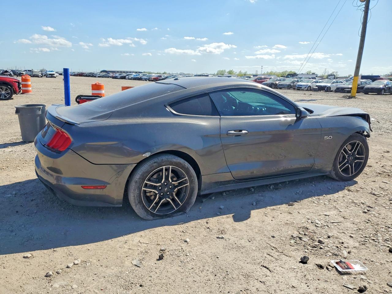 2019 Ford Mustang Gt - Фото 3