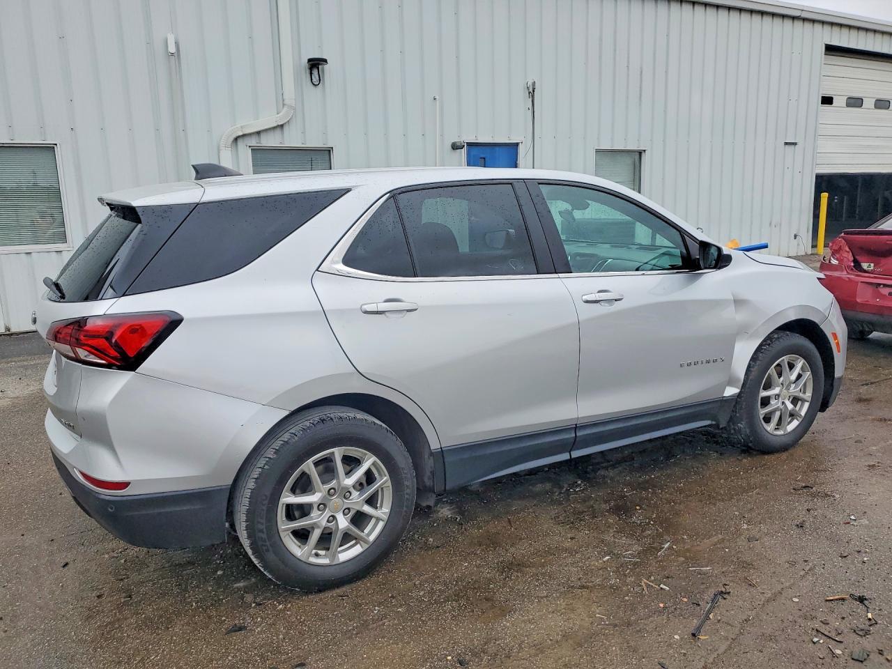 2022 Chevrolet Equinox Lt - Фото 3
