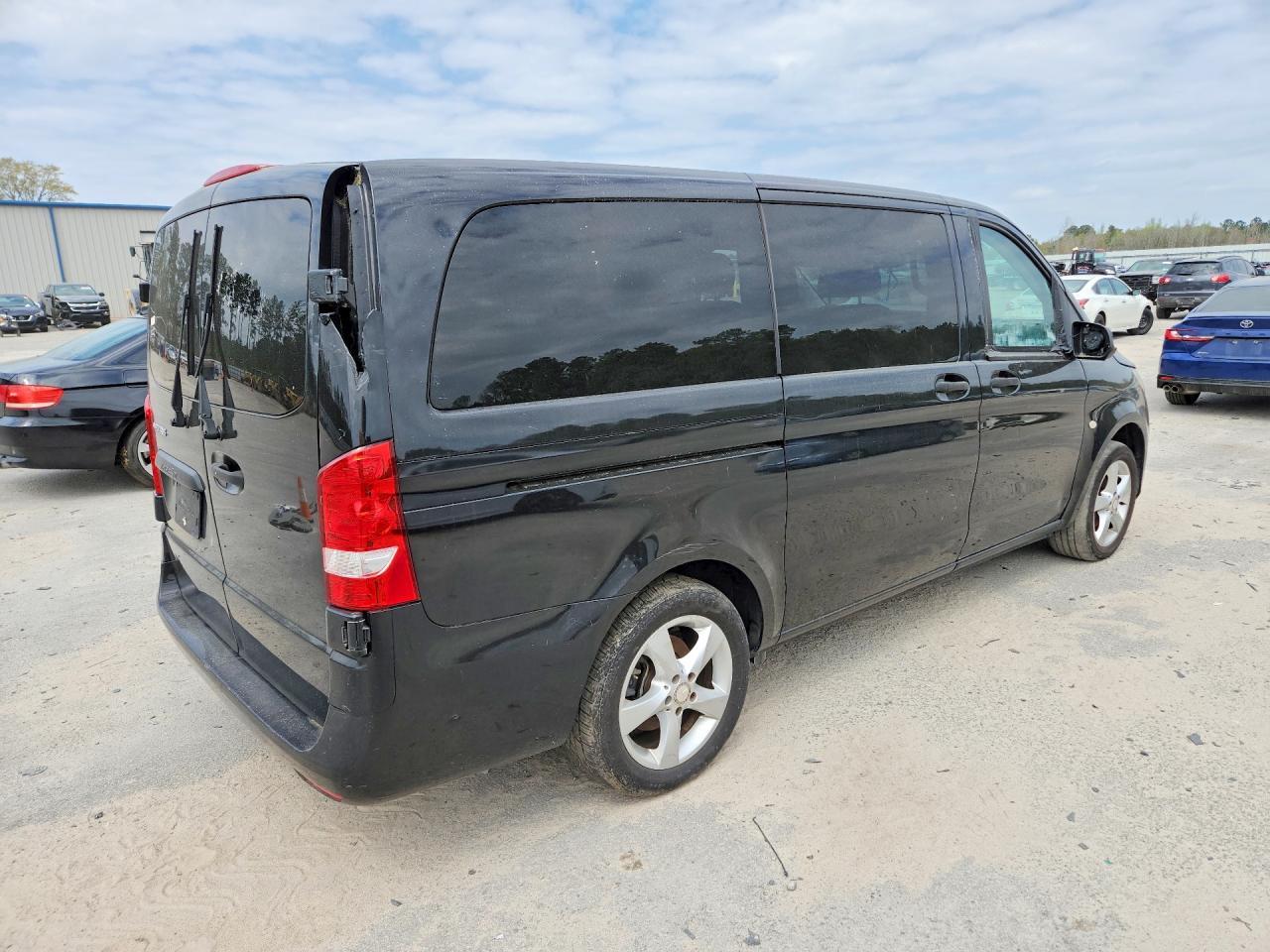 2018 Mercedes-Benz Metris - Фото 3