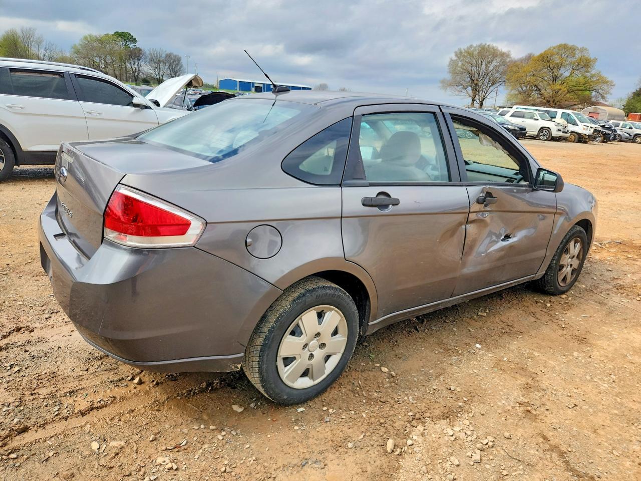 2010 Ford Focus S - Фото 3