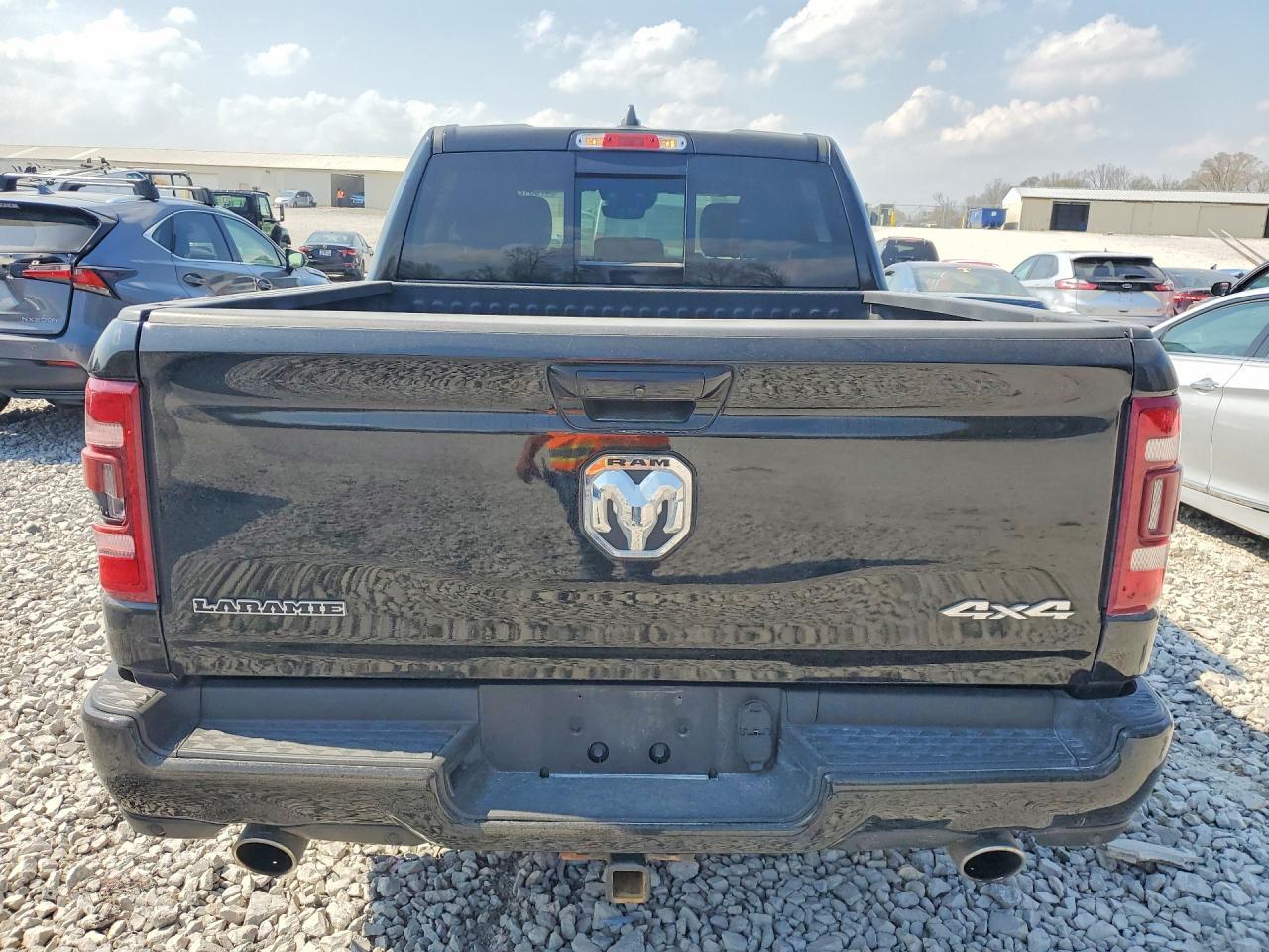 2022 Ram 1500 Laramie - Фото 6