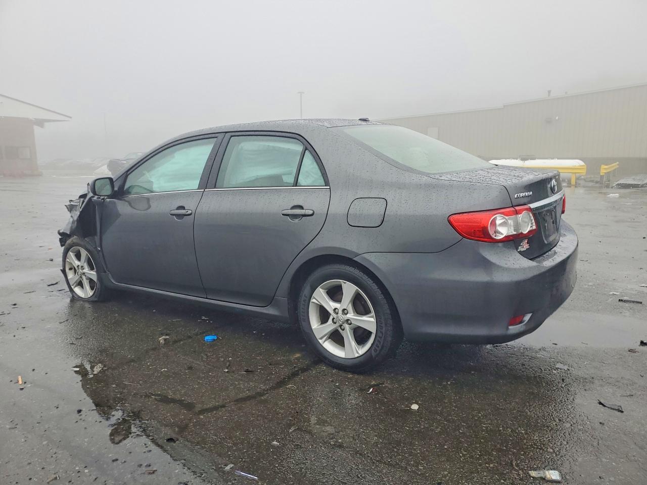 2013 Toyota Corolla Le - Image 2