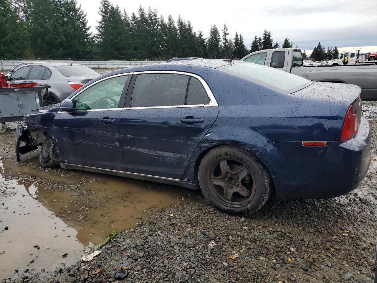 2009 Chevrolet Malibu - Фото 2