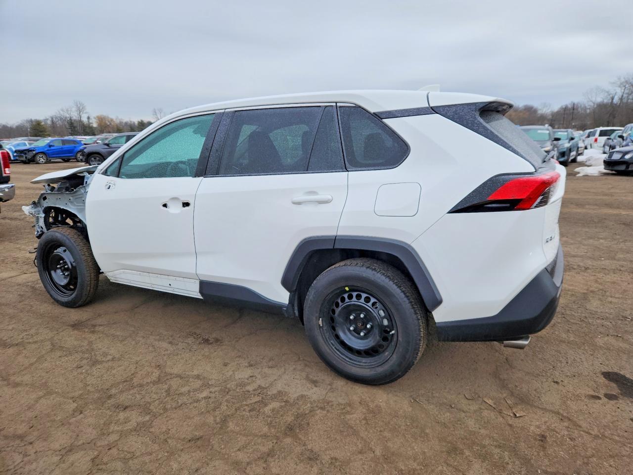 2024 Toyota Rav4 Le - Фото 2