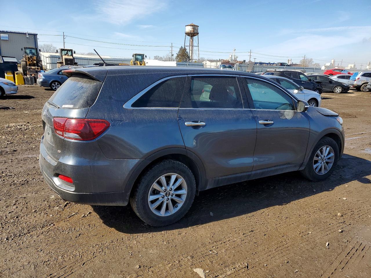 2020 Kia Sorento L - Image 3