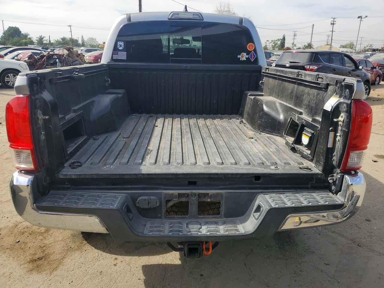 2017 Toyota Tacoma Trd Off-Road - Фото 6