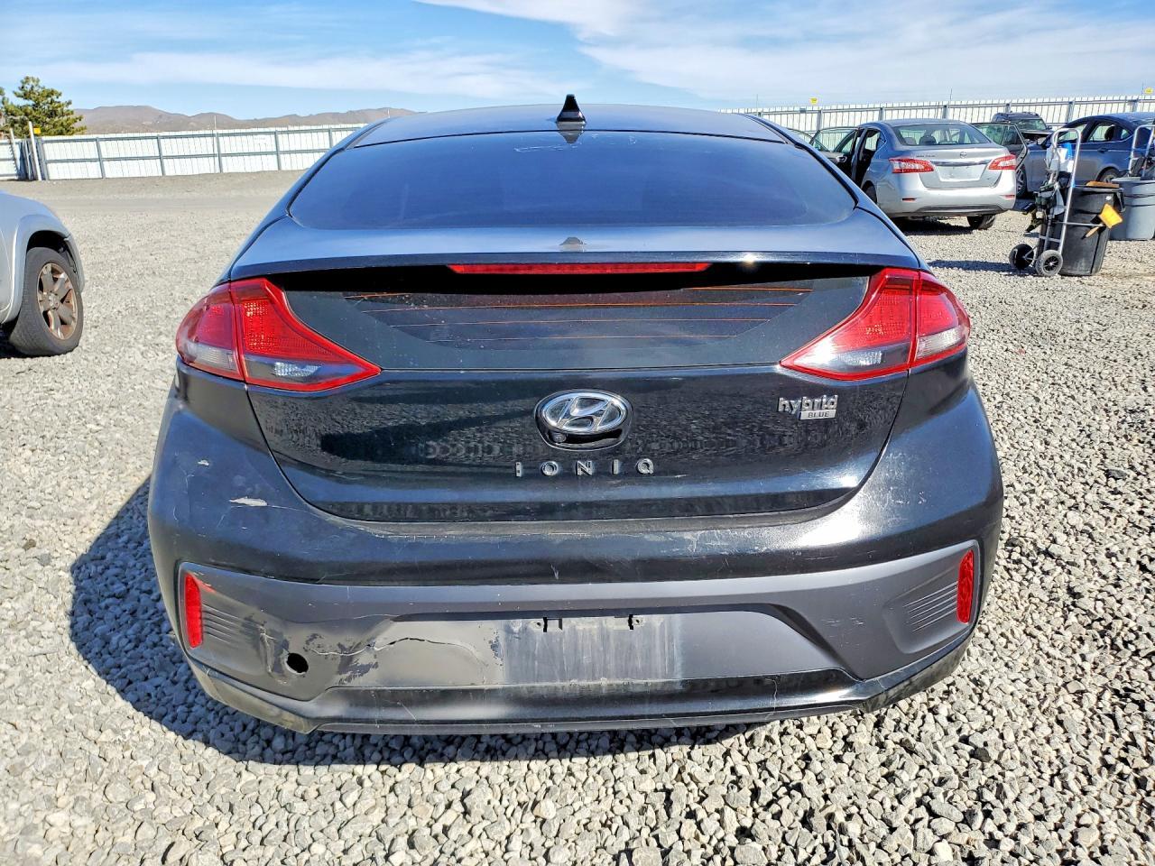 2020 Hyundai Ioniq Hybrid Blue - Image 6