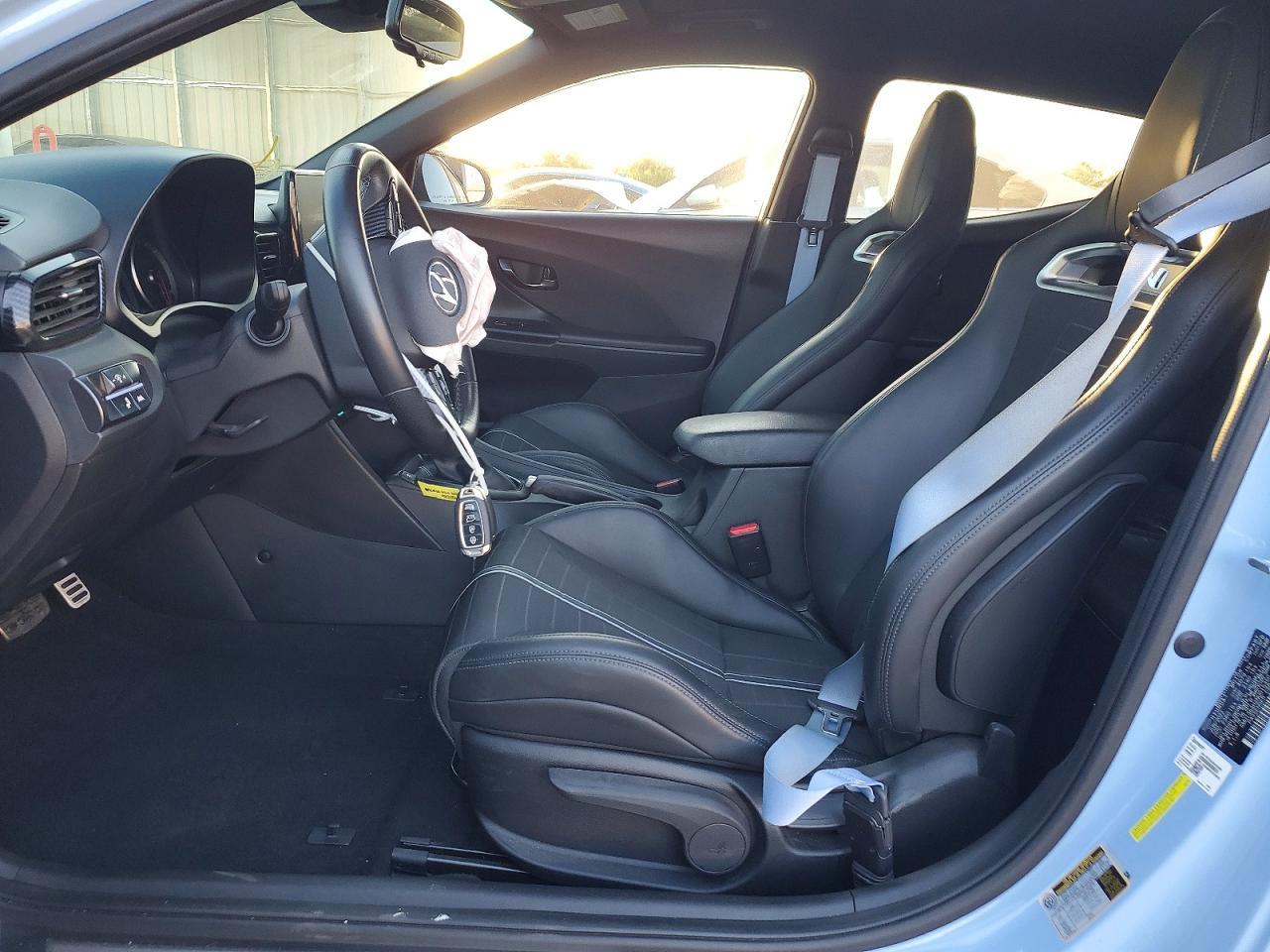 2022 Hyundai Veloster N Base - Фото 7