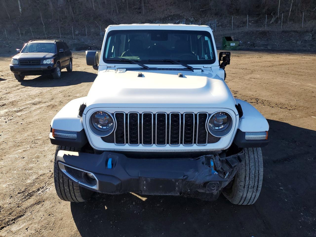 2024 Jeep Wrangler Sahara 4Xe - Фото 5