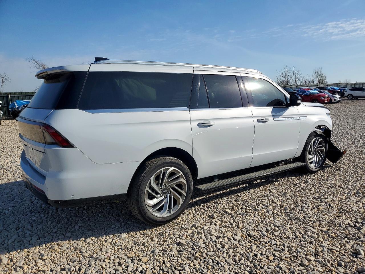 2025 Lincoln Navigator L Reserve - Фото 3