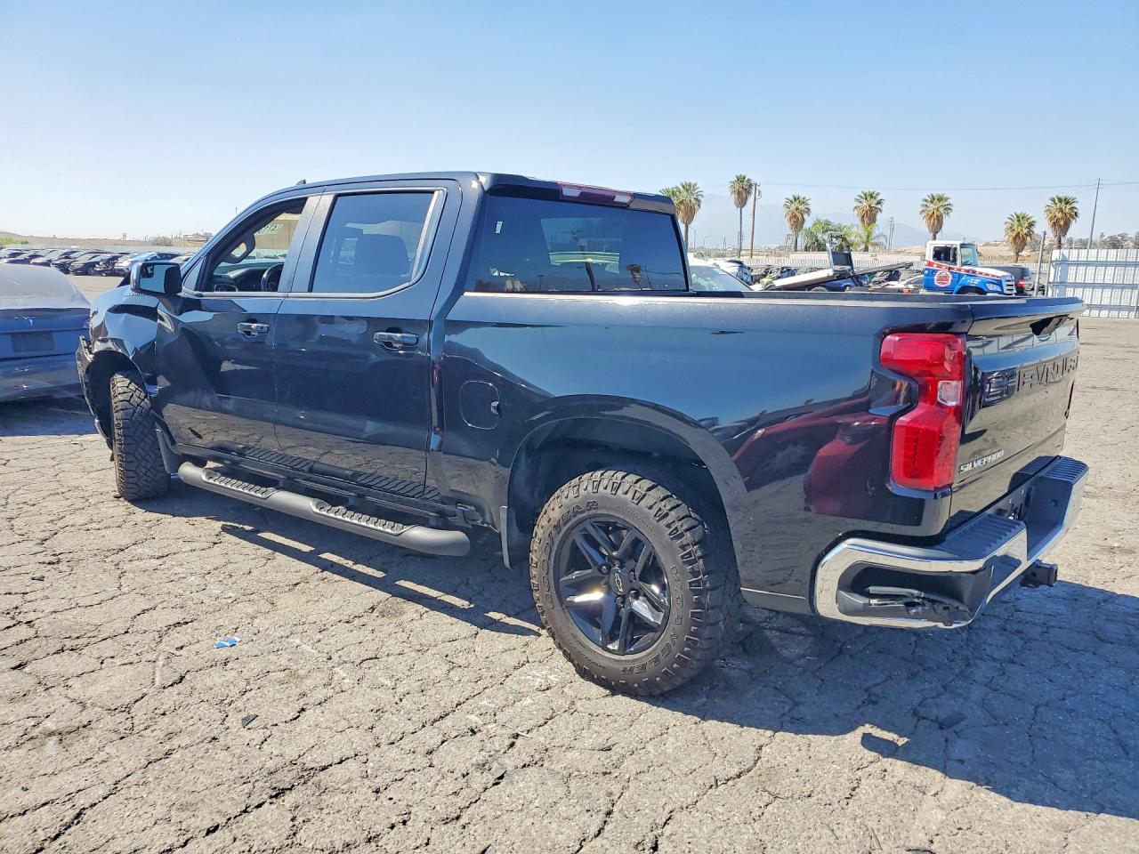 2021 Chevrolet Silverado K1500 Lt - Фото 2