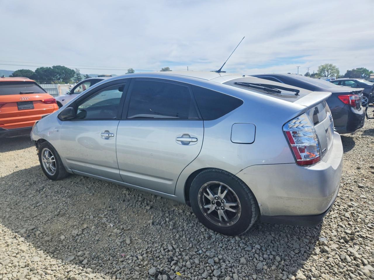 2007 Toyota Prius Base - Фото 2