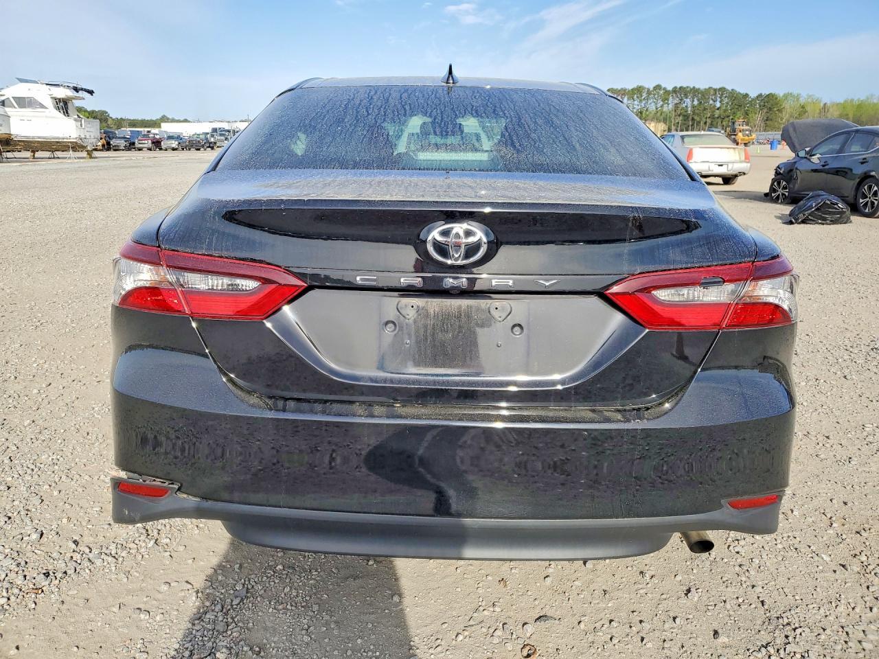 2021 Toyota Camry Le - Image 6