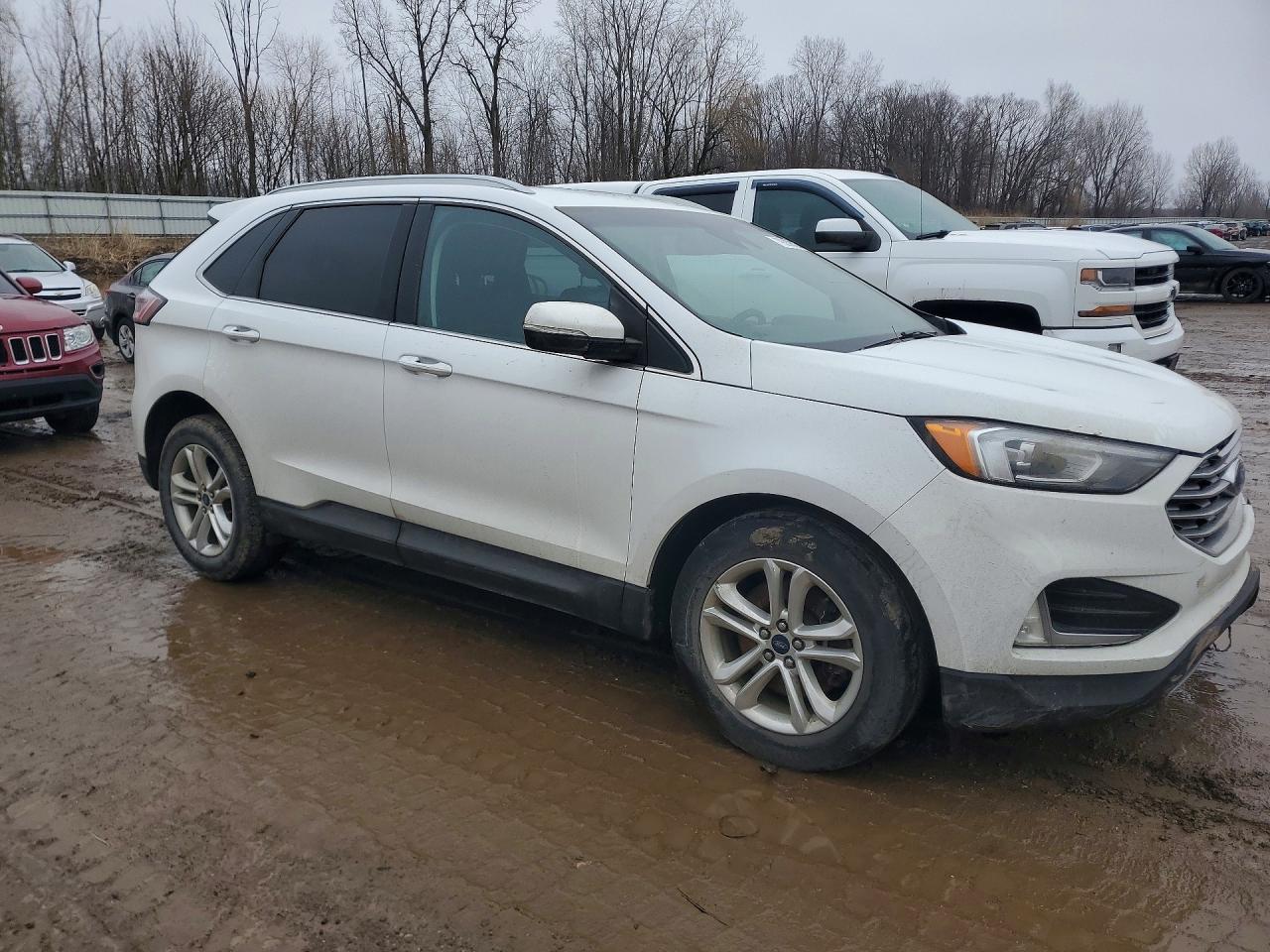 2019 Ford Edge Sel - Фото 4