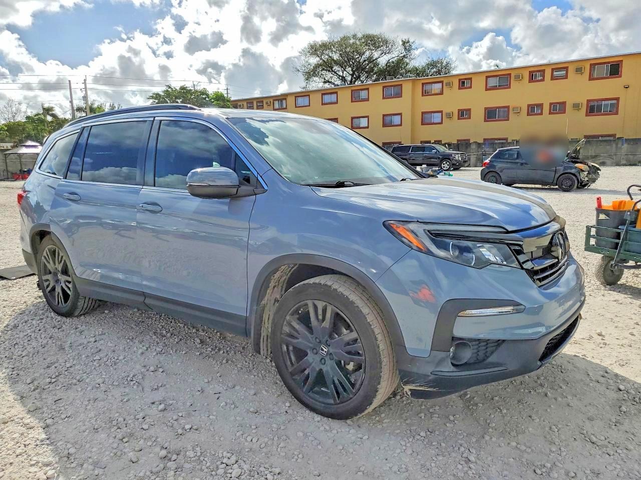 2022 Honda Pilot Se - Фото 4
