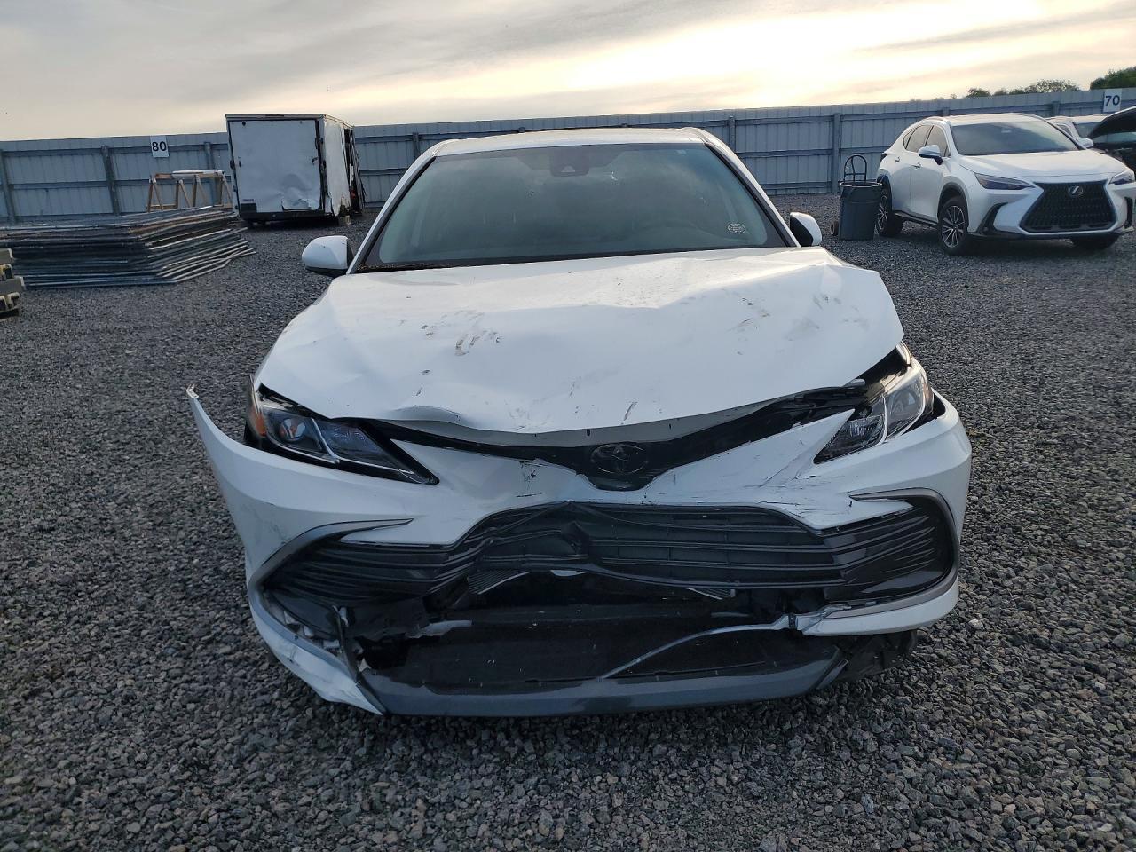 2023 Toyota Camry Le - Image 5