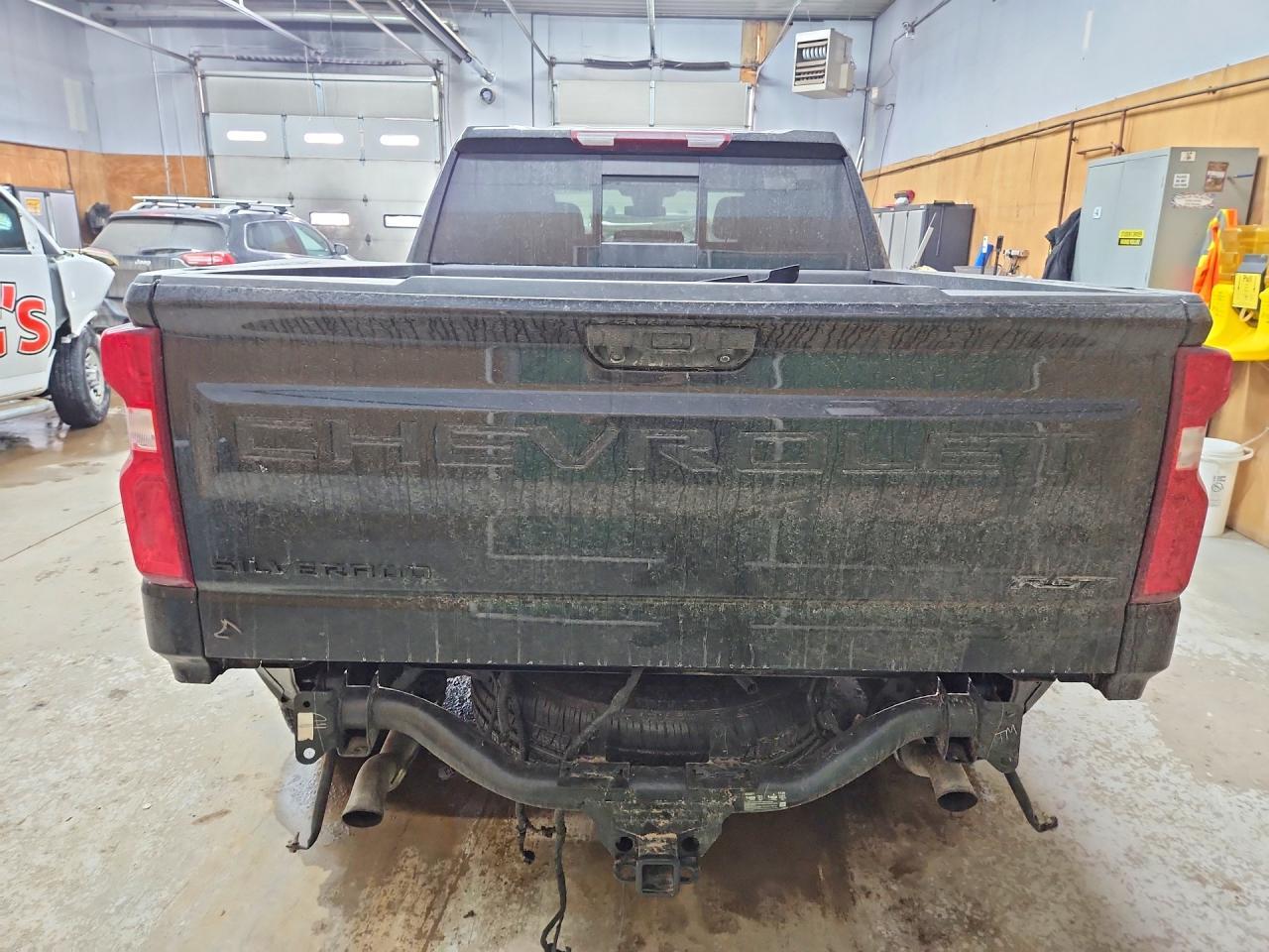 2025 Chevrolet Silverado K1500 Rst - Image 6