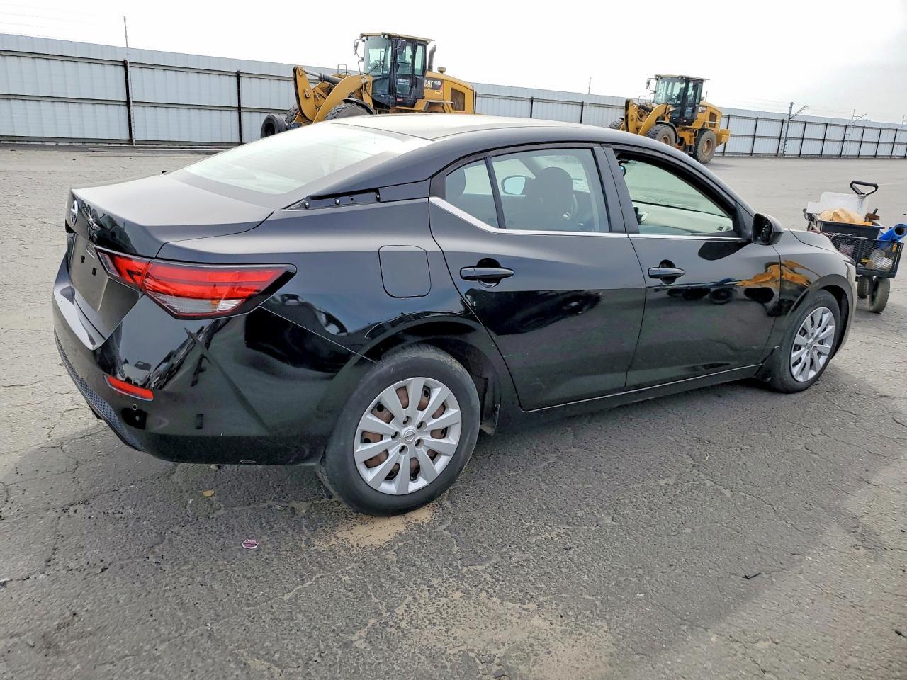 2020 Nissan Sentra S - Фото 3