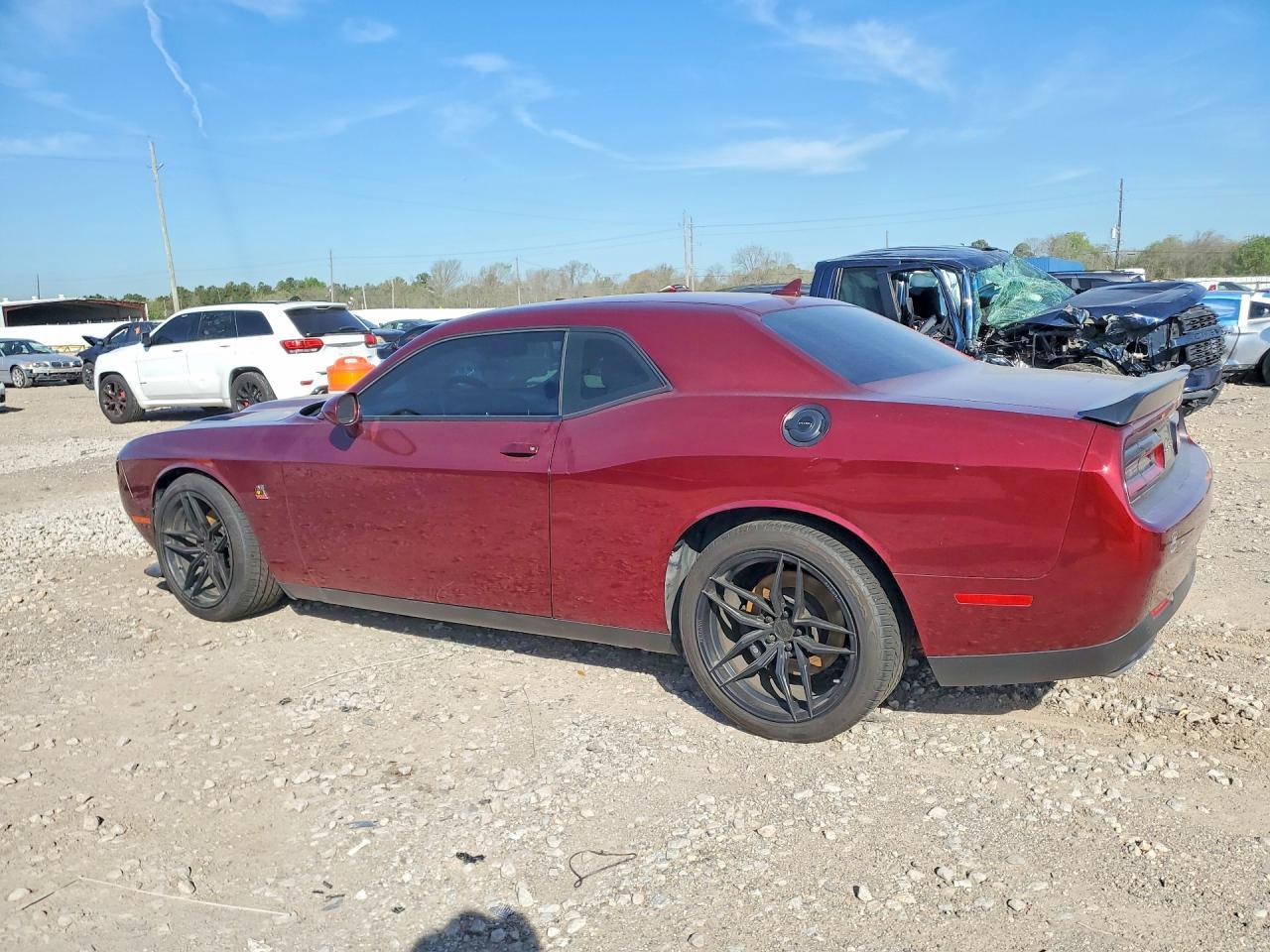 2023 Dodge Challenger R - Фото 2