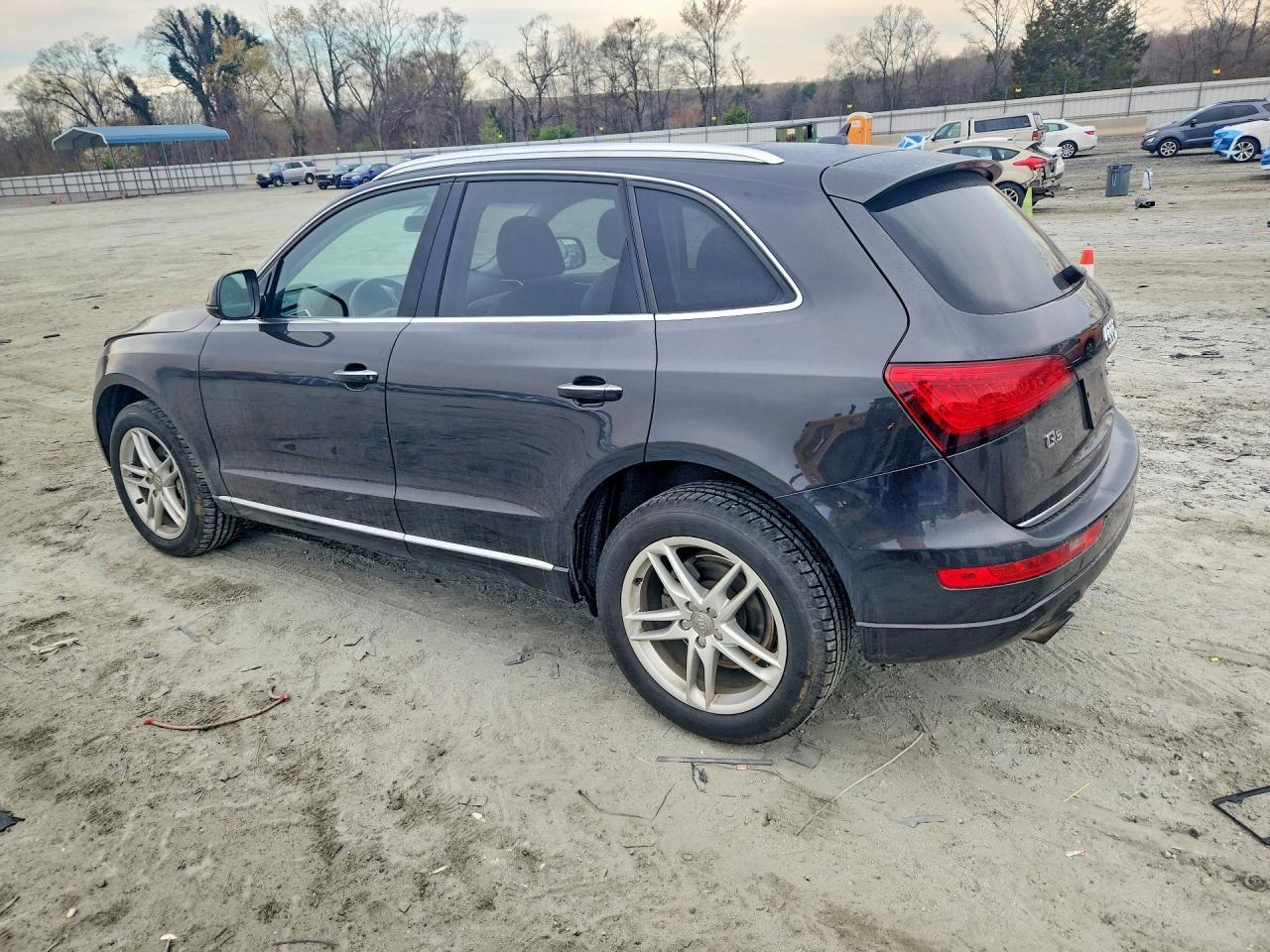 2017 Audi Q5 - Image 2