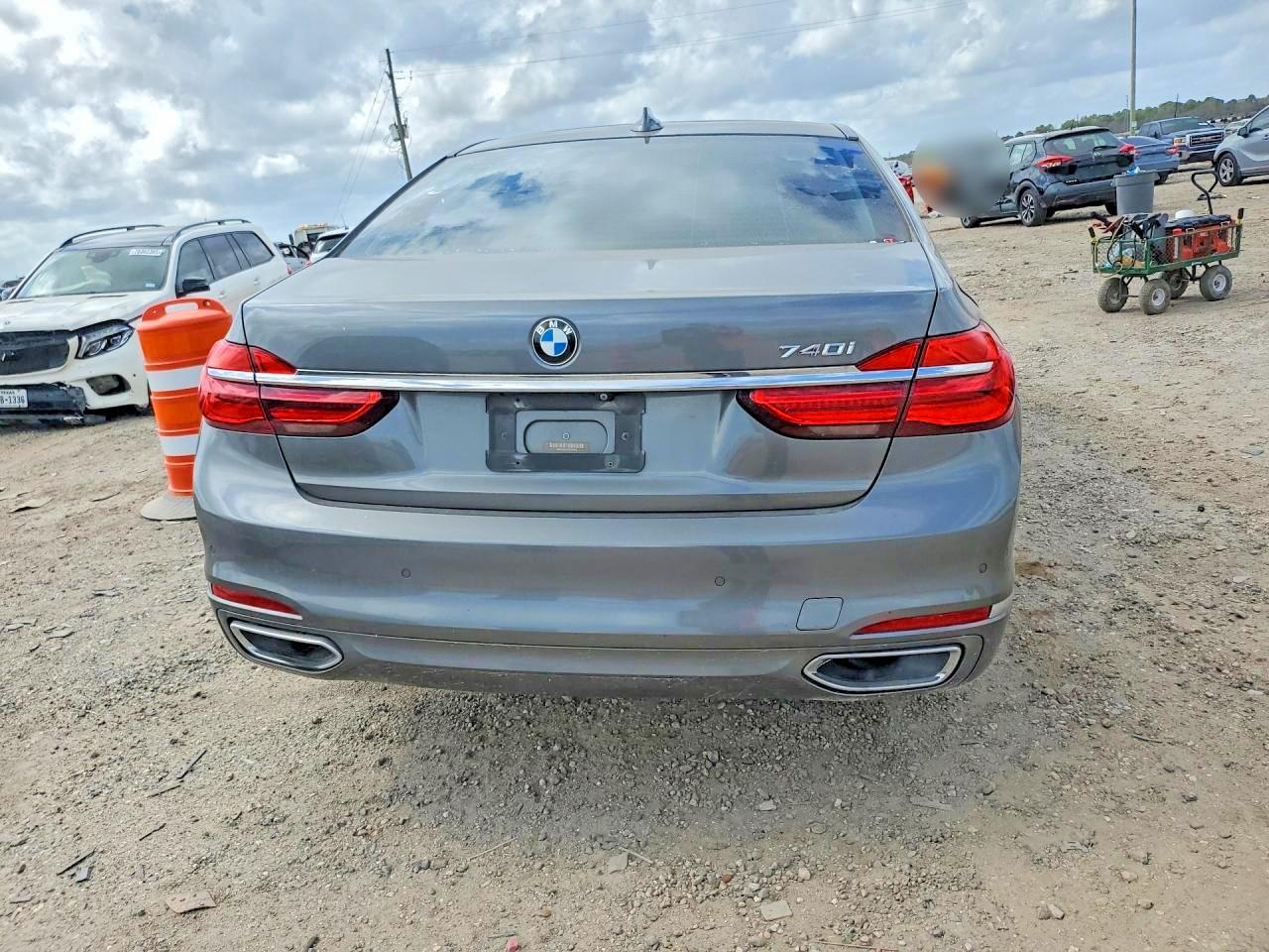 2017 BMW 740 I - Image 6