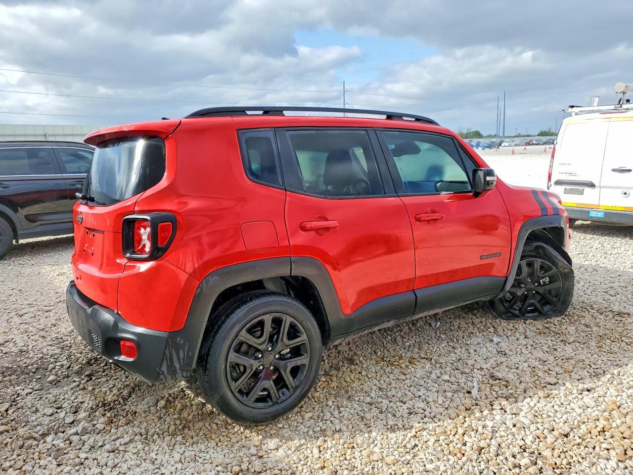 2023 Jeep Renegade Altitude - Фото 3