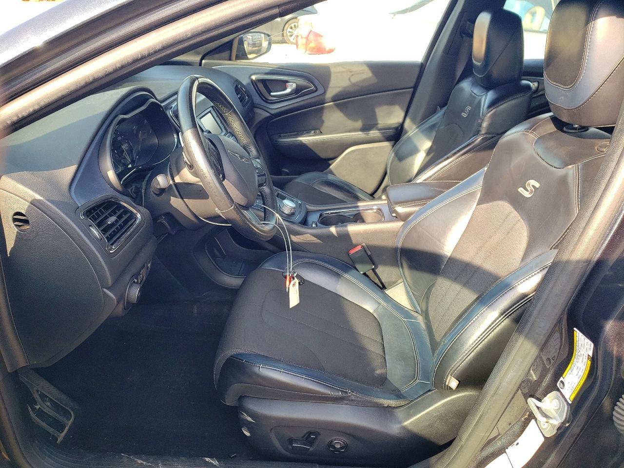 2016 Chrysler 200 - Фото 7