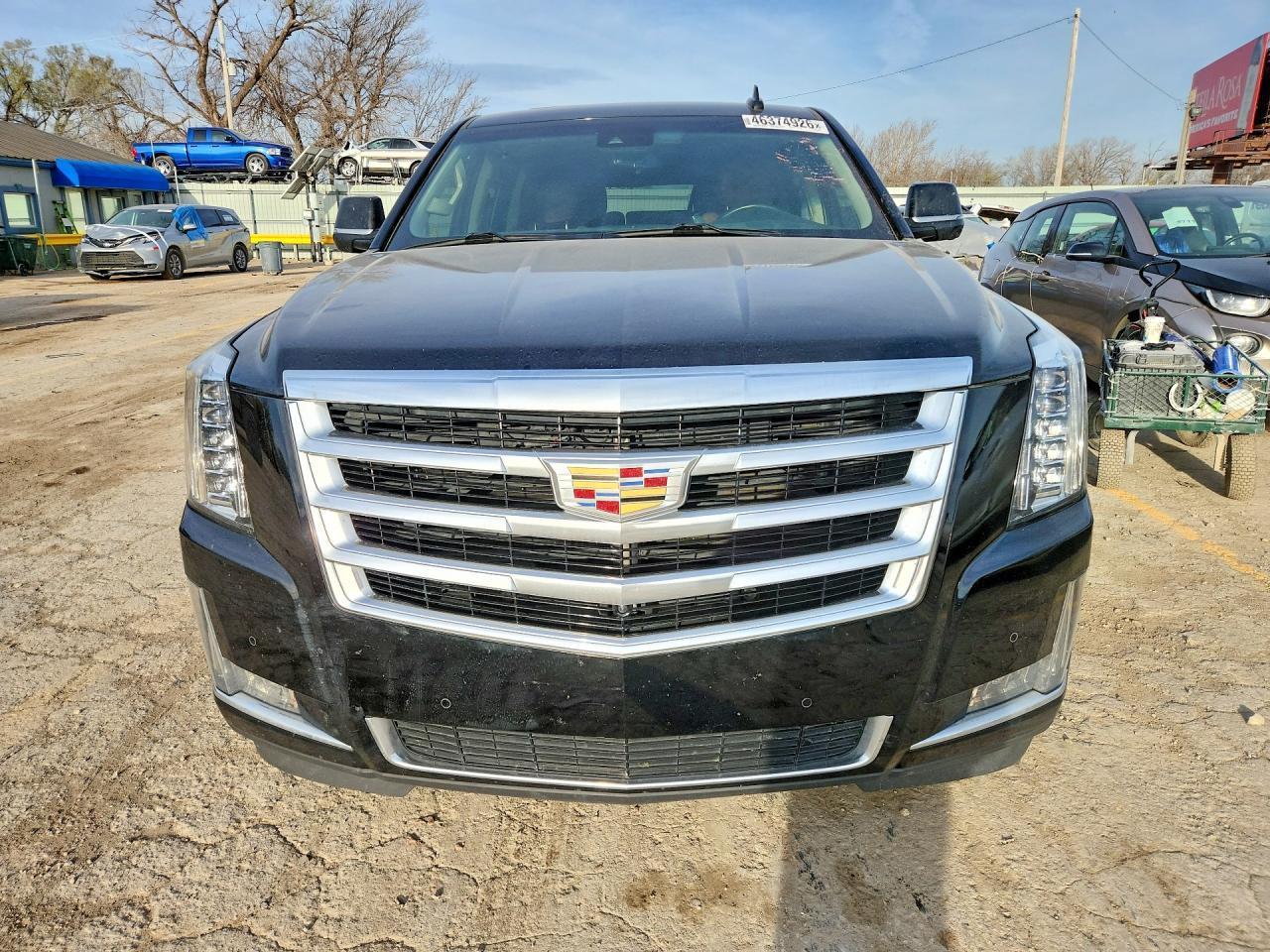 2017 Cadillac Escalade Esv Luxury - Image 5