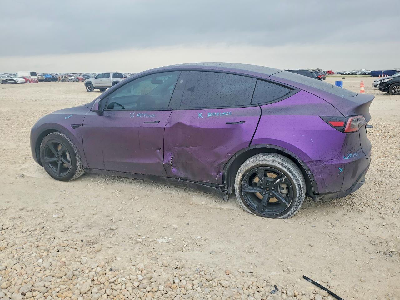 2024 Tesla Model Y - Image 2