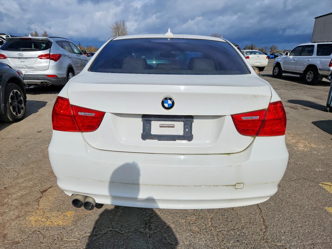 2010 BMW 328 I - Фото 6