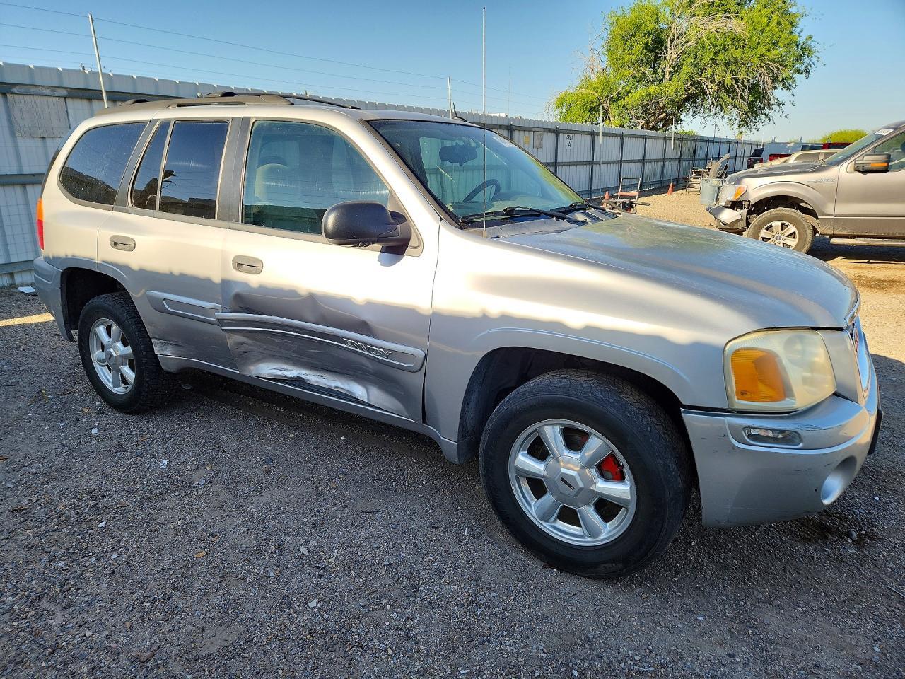 2005 GMC Envoy - Image 4