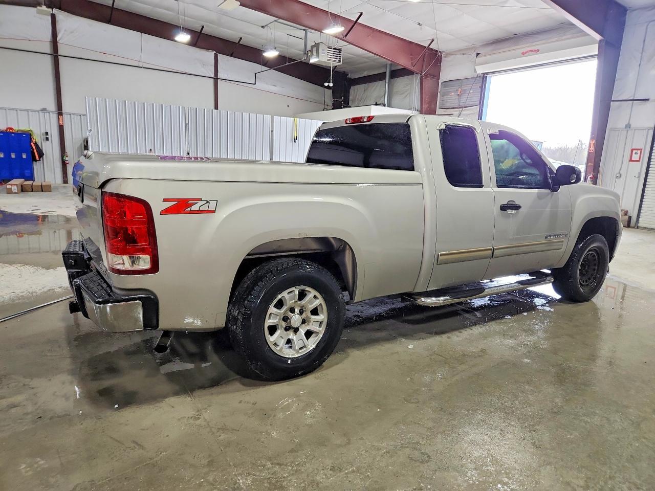 2007 GMC New Sierra C1500 - Фото 3