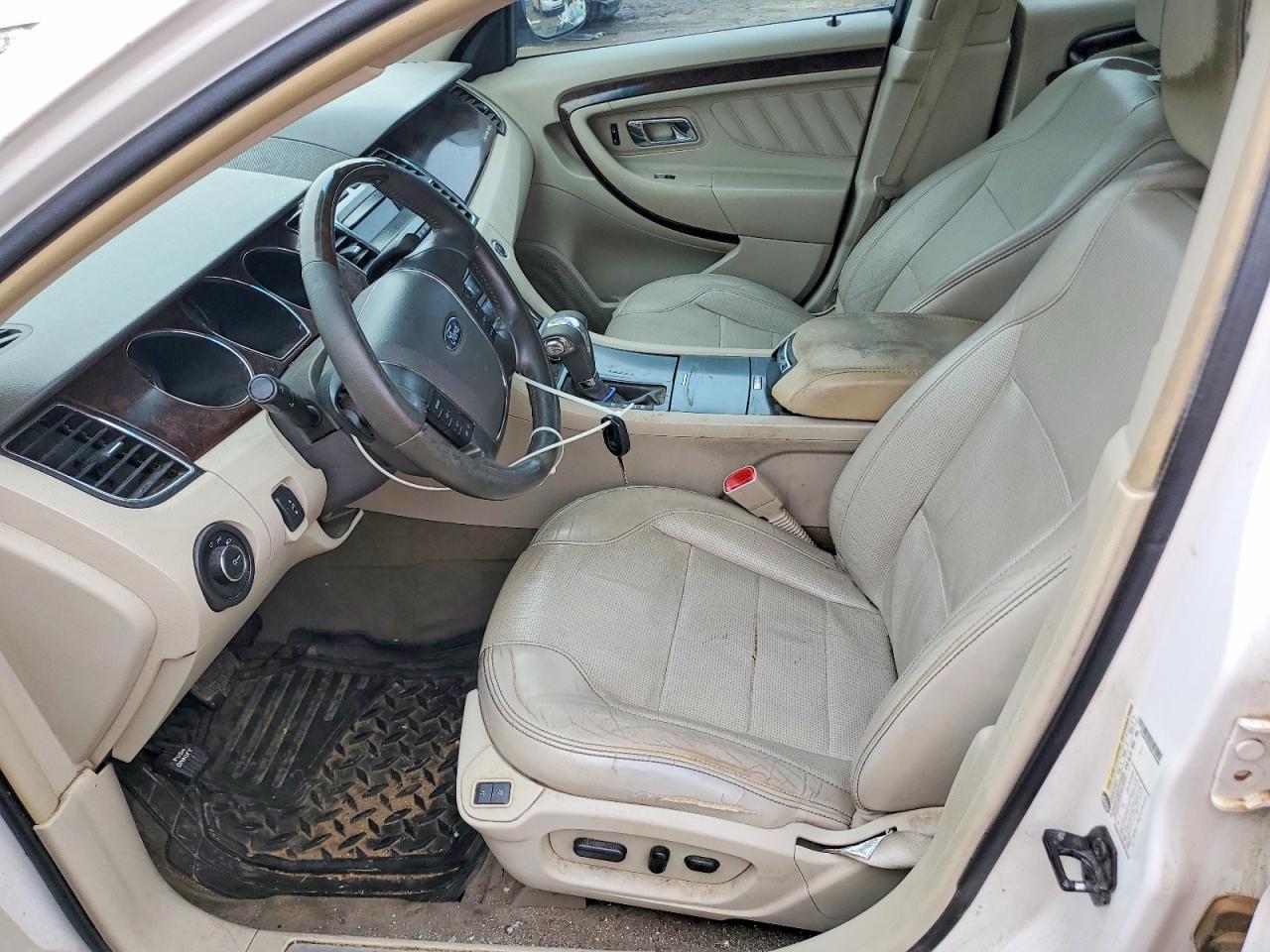 2011 Ford Taurus Limited - Фото 7