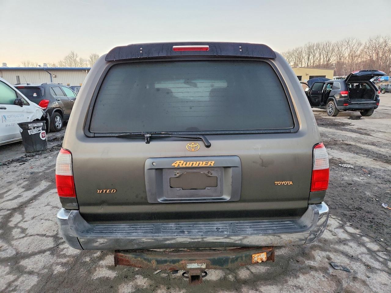 1998 Toyota 4Runner - Image 6