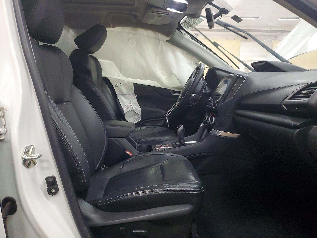 2021 Subaru Forester Touring - Фото 7