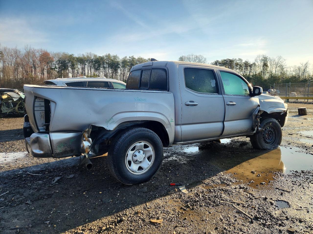 2019 Toyota Tacoma Sr - Фото 3